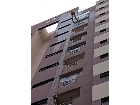 Lavagem restauração e pintura condomínio porto seguro R:Carolina Fonseca n:315 Itaquera São Paulo 